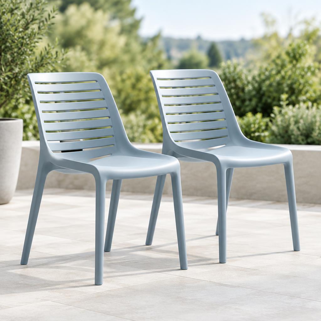 Stackseat plastic chairs